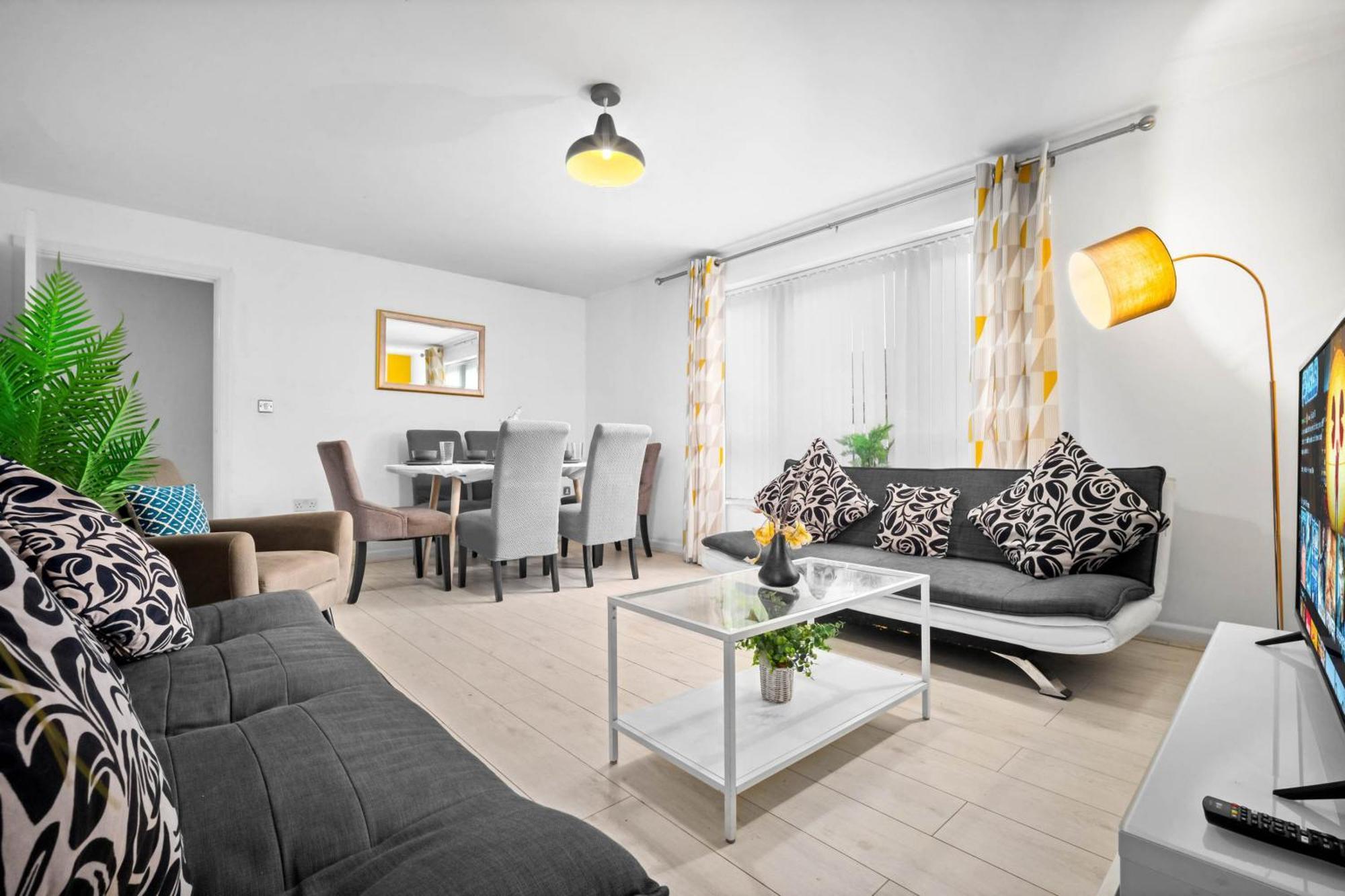 Graham 2 Bedroom, 1 Bathroom Apartment *