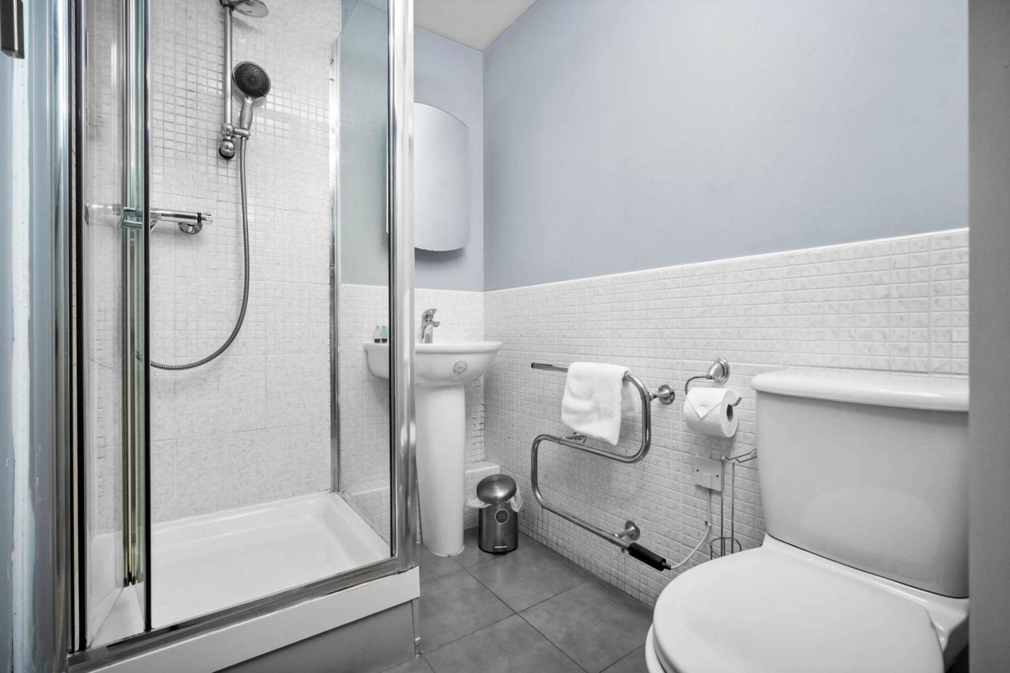Graham 2 Bedroom, 1 Bathroom